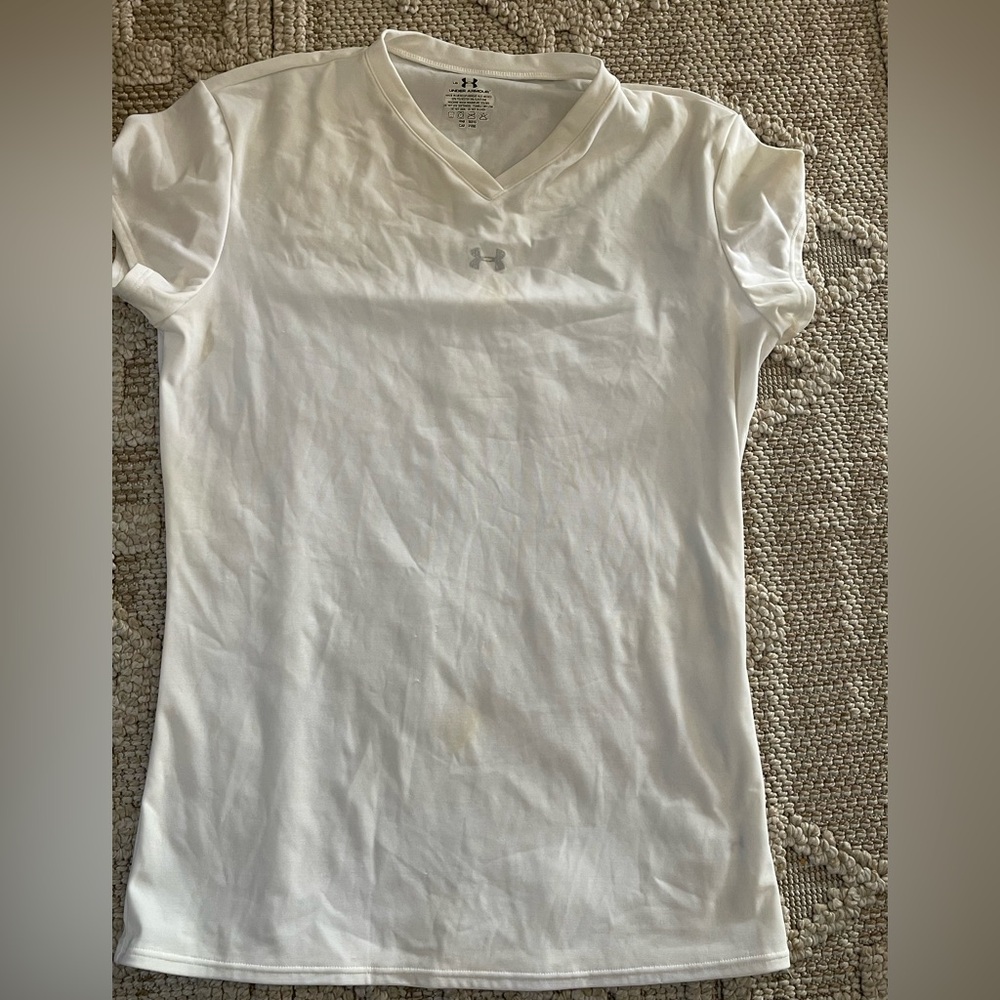 Under Armour women’s White T-Shirt Sz large short sleeve